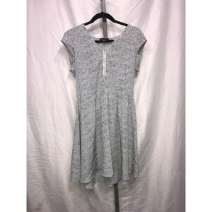 H&M Black White Abstract Print Cap Sleeve Zipper Front Fit Flare Dress Size 12